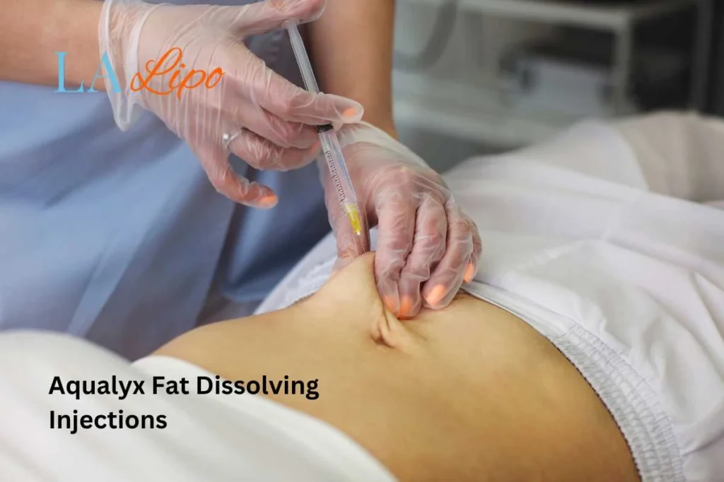 woman having fat dissolving injections Shepherd's Bush in the stomach